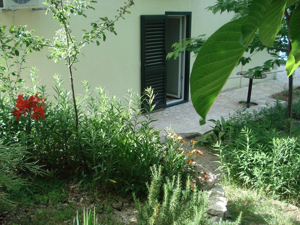 Apartments Smiljana Omis Bagian luar foto