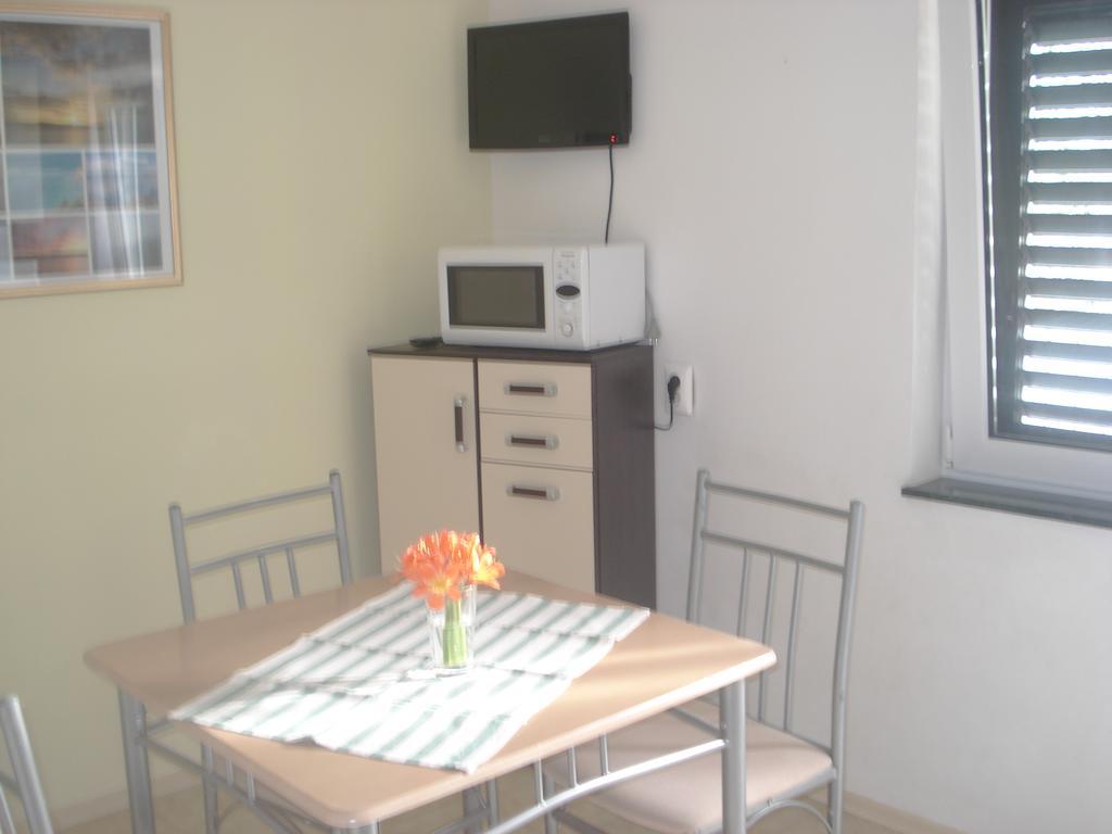 Apartments Smiljana Omis Bagian luar foto