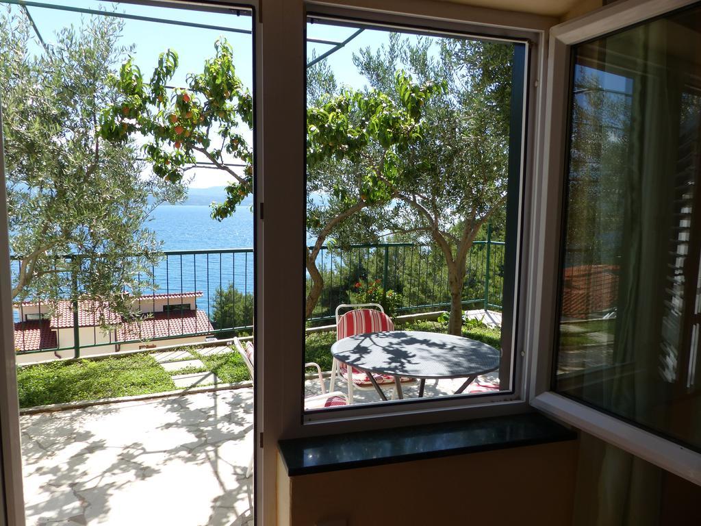 Apartments Smiljana Omis Bagian luar foto