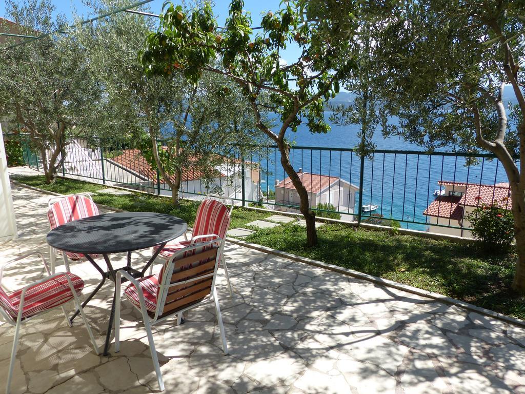 Apartments Smiljana Omis Bagian luar foto
