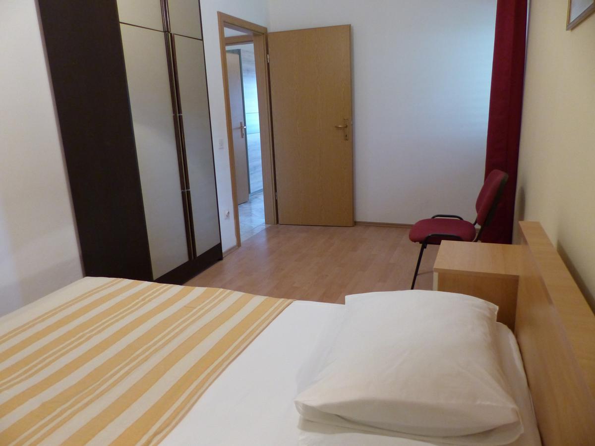 Apartments Smiljana Omis Bagian luar foto